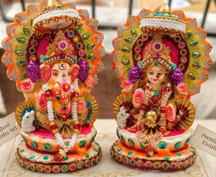 Premium Handcrafted Lakshmi Ganesha Idol Set – Elegant Decorative Mitti Finish Statues for Home Puja & Diwali Gifting